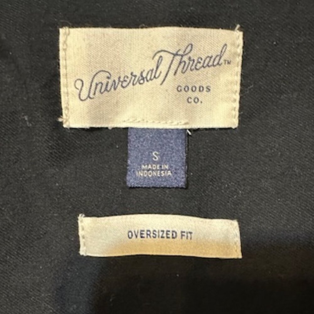 Universal Thread Long Sleeve Button Down Shirt NW… - image 5